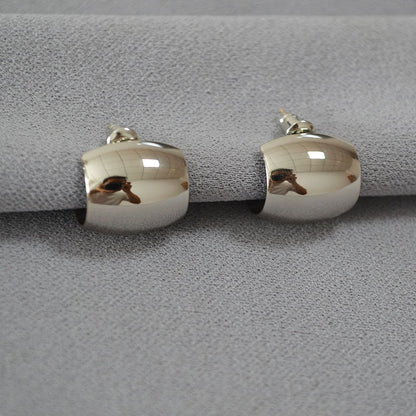 Elegant Gold Earring for Every Occasion