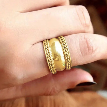 Classic Ring with Timeless Appeal