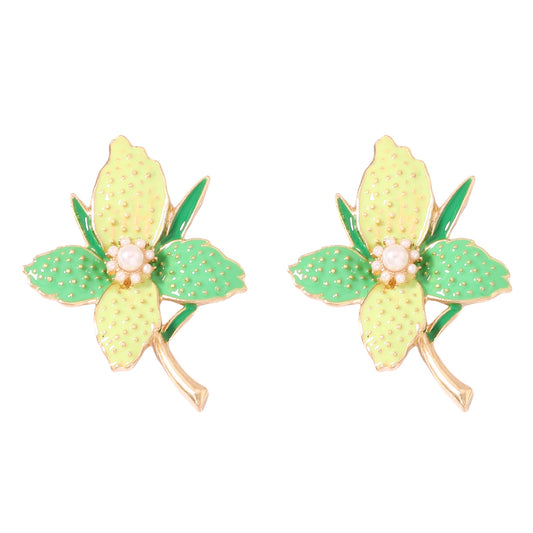 Classic Earring with Timeless Appeal