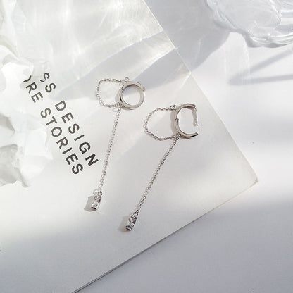 Romantic Silver Earring for Special Moments