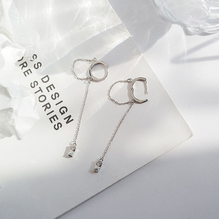 Romantic Silver Earring for Special Moments