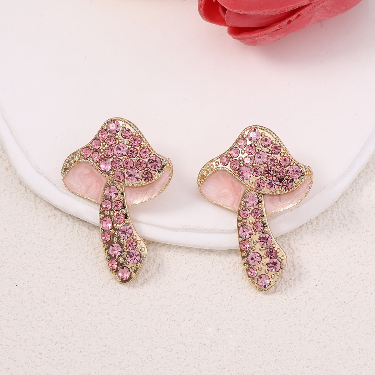 Charming Pearl Earring for Any Occasion