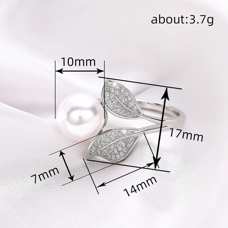 Beautiful Pearl Ring with Unique Style