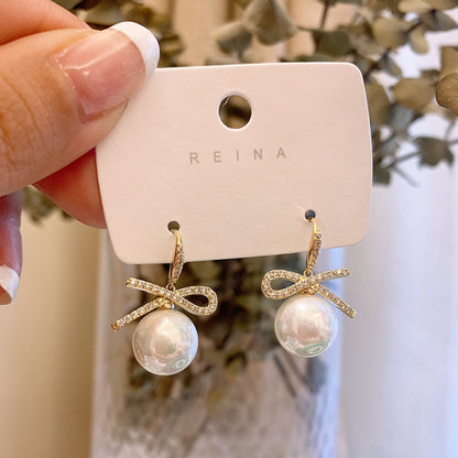 Stunning Pearl Earring for Daily Wear