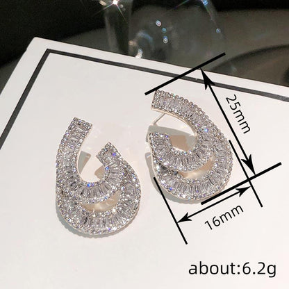 Elegant Earring for Every Occasion