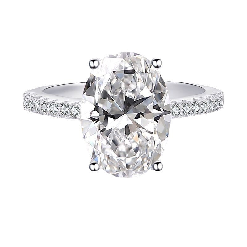 Romantic Gold Ring for Special Moments