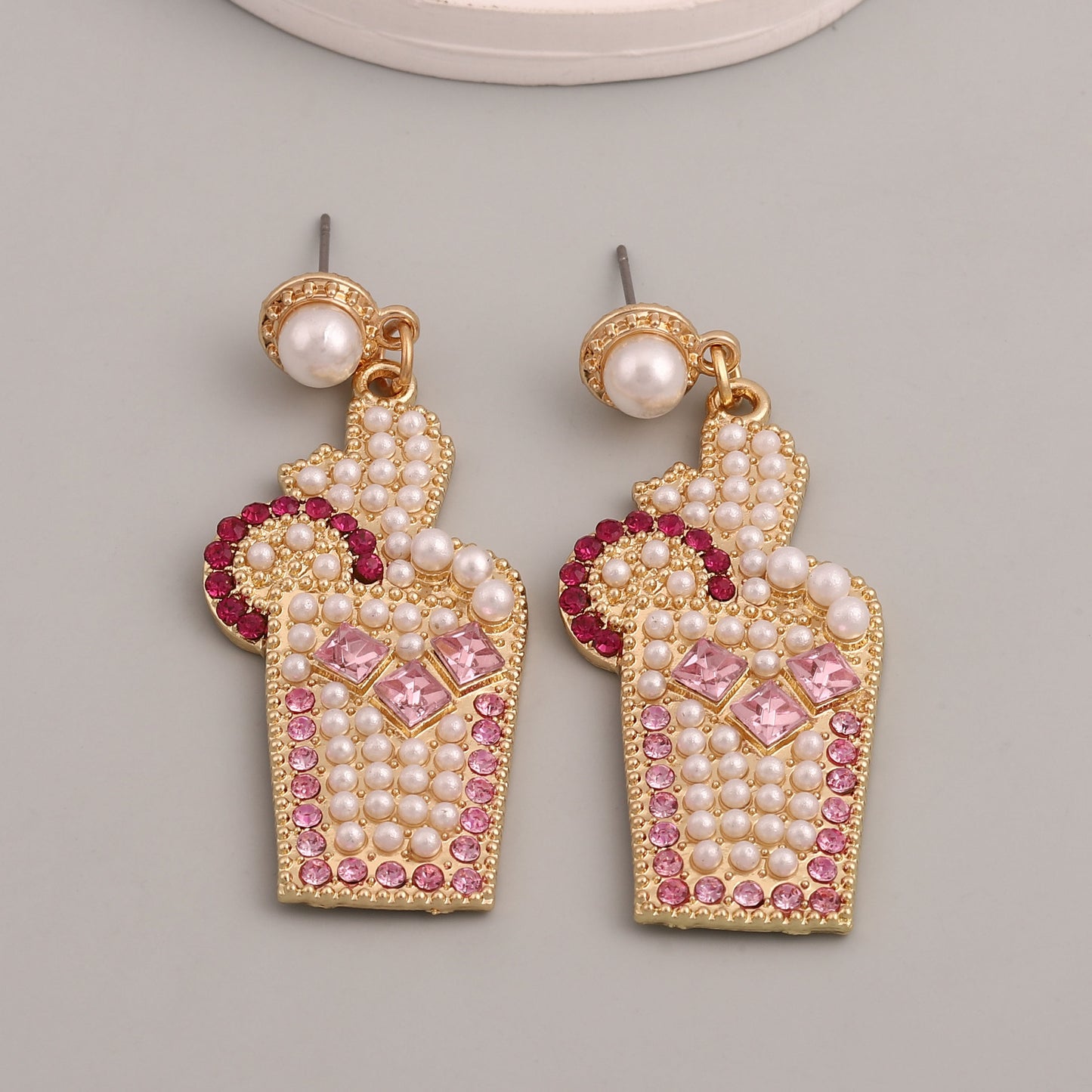 Beautiful Pearl Earring with Unique Style