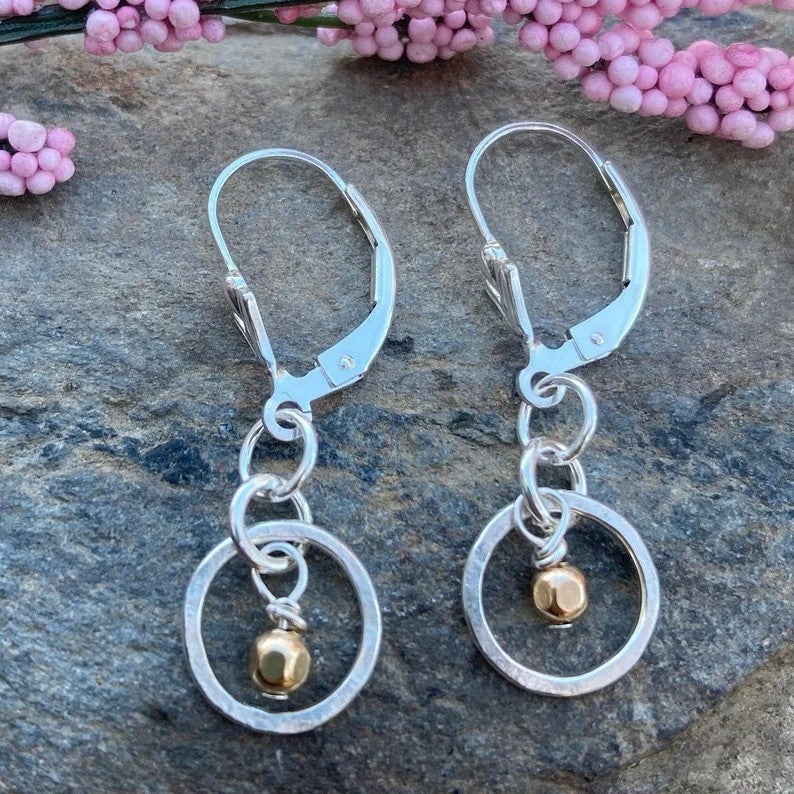 Elegant Gold Earring for Every Occasion