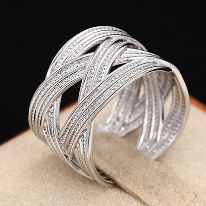Classic Silver Ring with Timeless Appeal