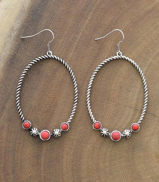 Charming Earring for Any Occasion