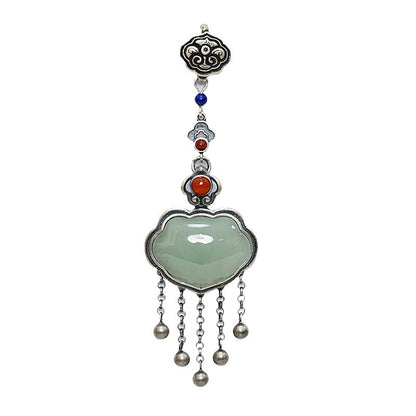 Beautiful Silver Pendant with Unique Style