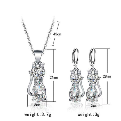 Romantic Silver Necklace for Special Moments