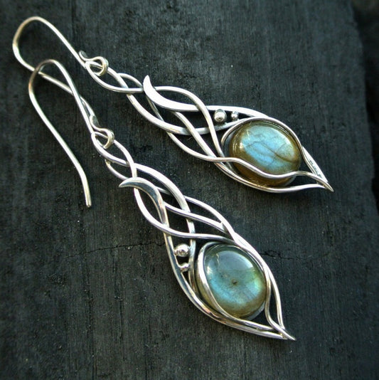 Romantic Earring for Special Moments