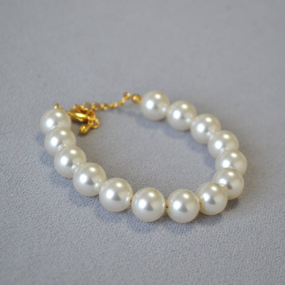 Stunning Pearl Bracelet for Daily Wear