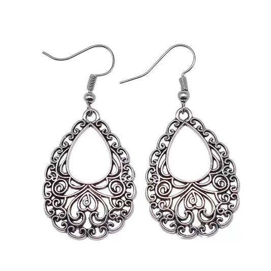 Charming Piece for Any Occasion