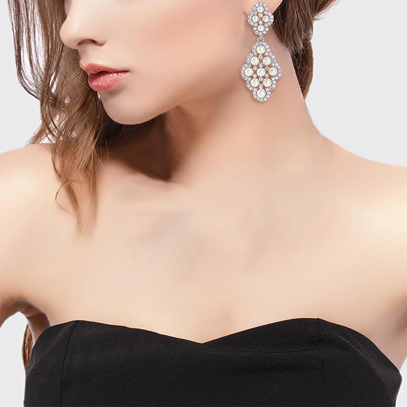 Stunning Earring for Daily Wear