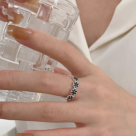 Beautiful Ring with Unique Style