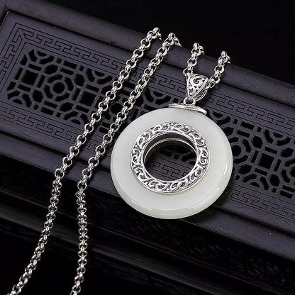 Charming Silver Pendant for Any Occasion