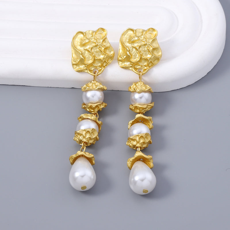 Stunning Pearl Earring for Daily Wear