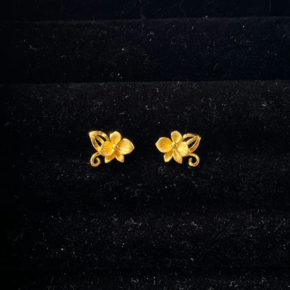 Charming Earring for Any Occasion