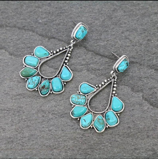 Stunning Earring for Daily Wear
