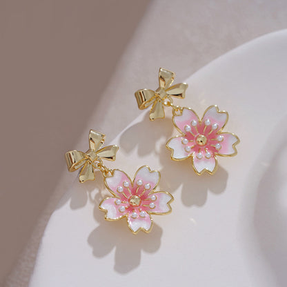 Delicate Artisan Gold Earring