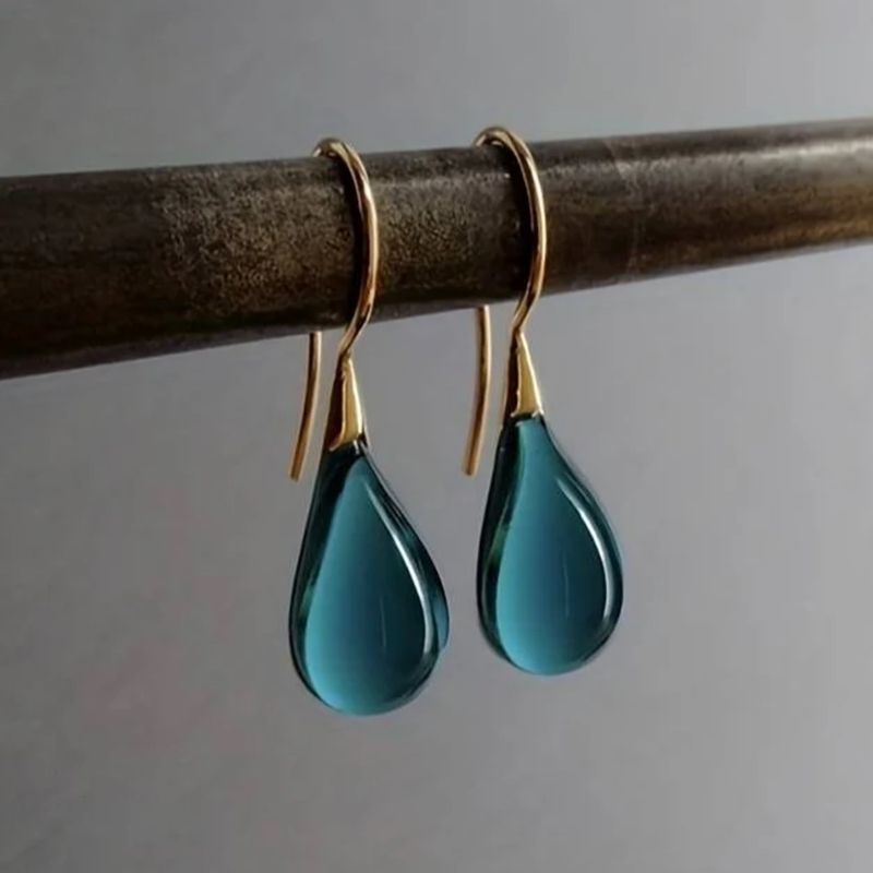 Classic Earring with Timeless Appeal