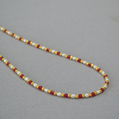 Classic Pearl Necklace with Timeless Appeal