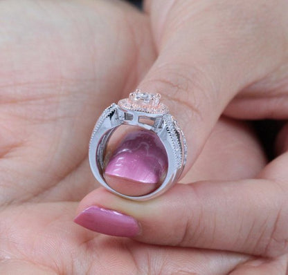 Beautiful Set with Unique Style