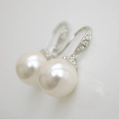 Stunning Pearl Earring for Daily Wear