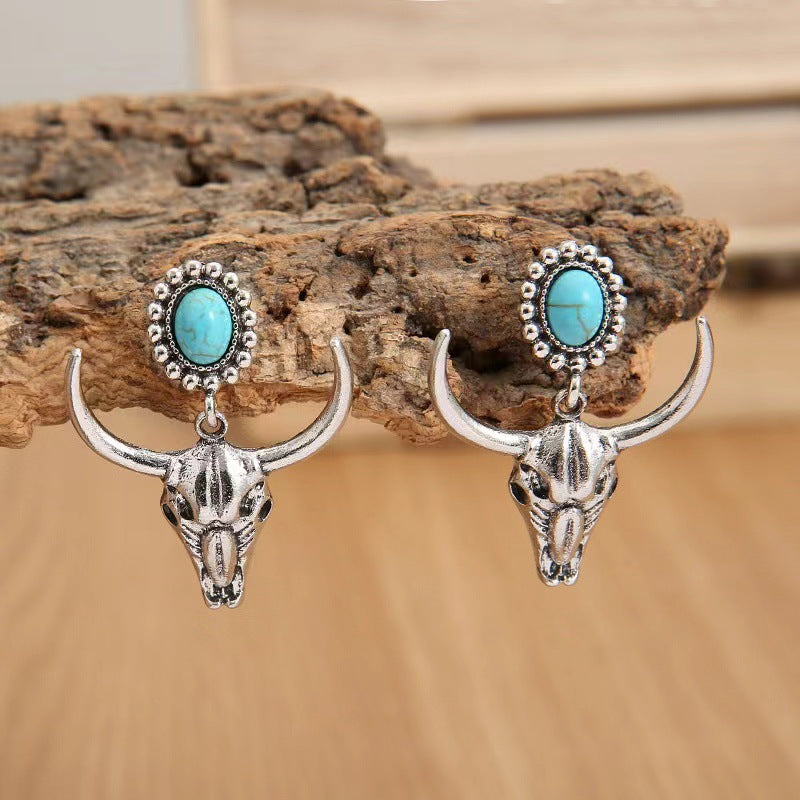 Charming Earring for Any Occasion