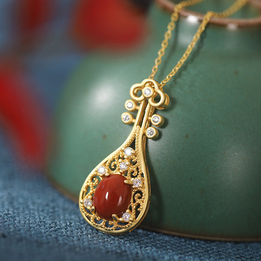 Beautiful Silver Pendant with Unique Style