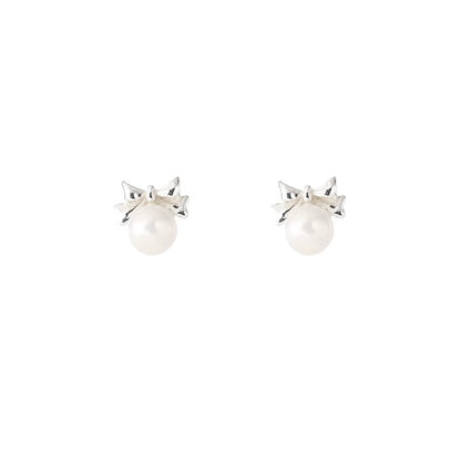 Romantic Pearl Earring for Special Moments