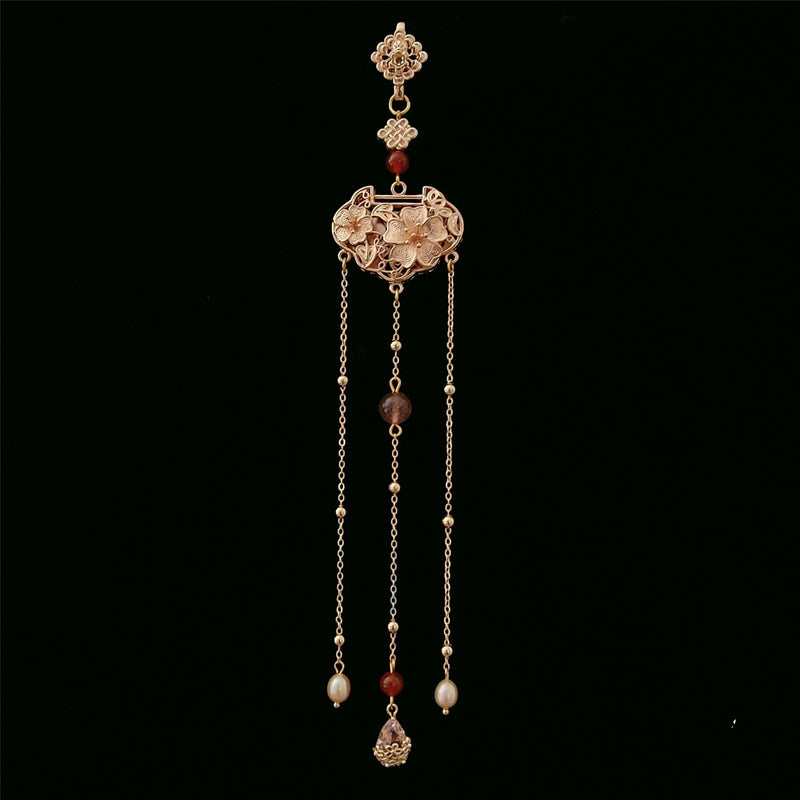 Classic Pearl Pendant with Timeless Appeal