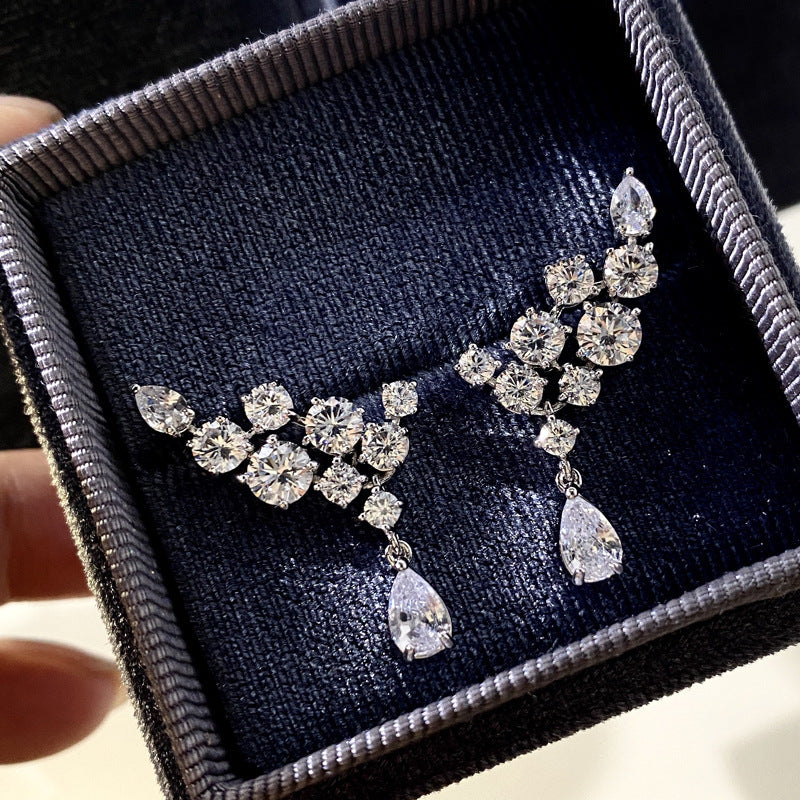 Stunning Gold Earring for Daily Wear