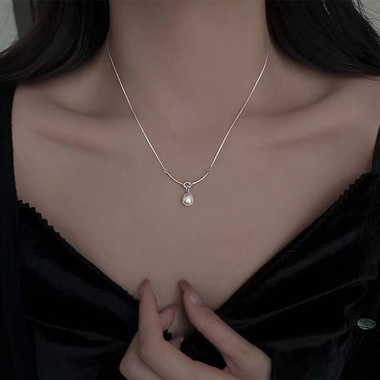 Romantic Pearl Necklace for Special Moments