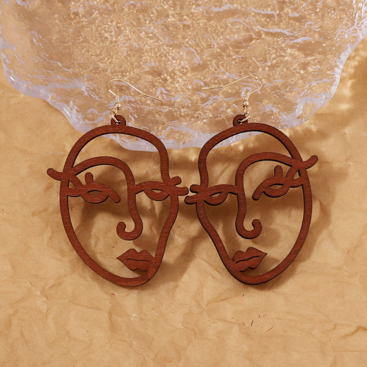 Charming Earring for Any Occasion