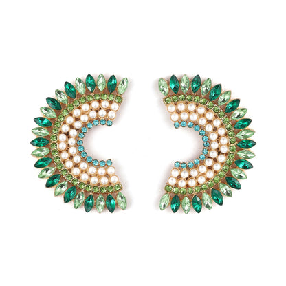 Classic Pearl Earring with Timeless Appeal