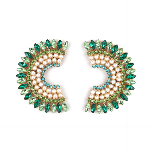 Classic Pearl Earring with Timeless Appeal