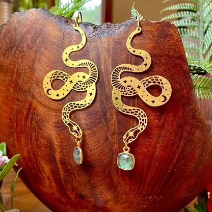Elegant Gold Earring for Every Occasion