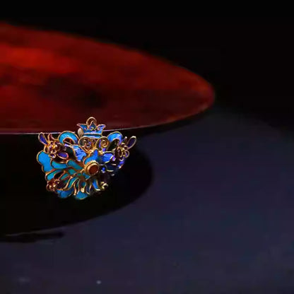 Delicate Artisan Gold Piece