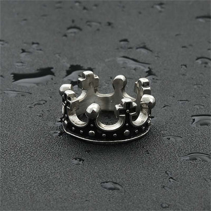 Classic Ring with Timeless Appeal