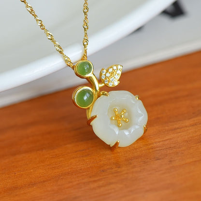 Charming Silver Pendant for Any Occasion