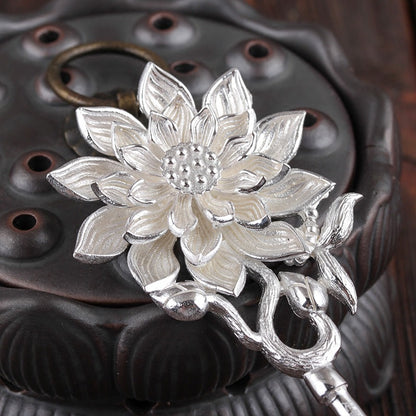 Stunning Silver Piece for Daily Wear