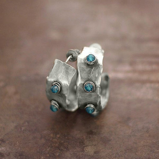 Charming Piece for Any Occasion