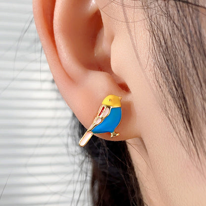 Vintage Handmade Gold Earring