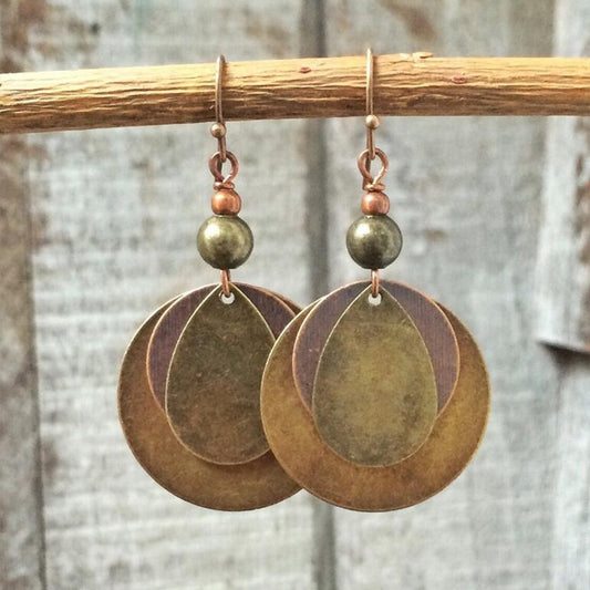 Charming Earring for Any Occasion