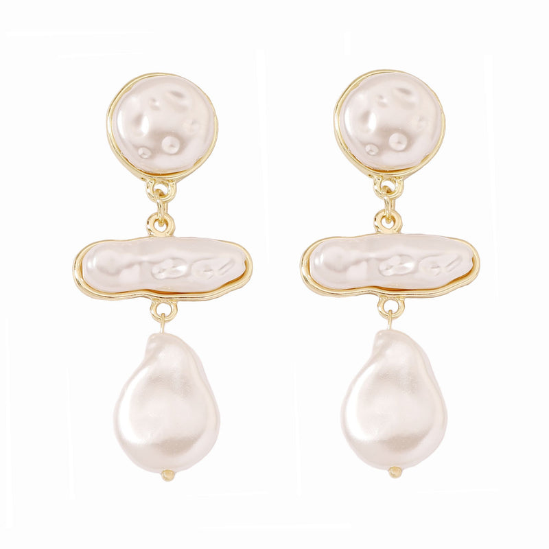 Stunning Pearl Earring for Daily Wear