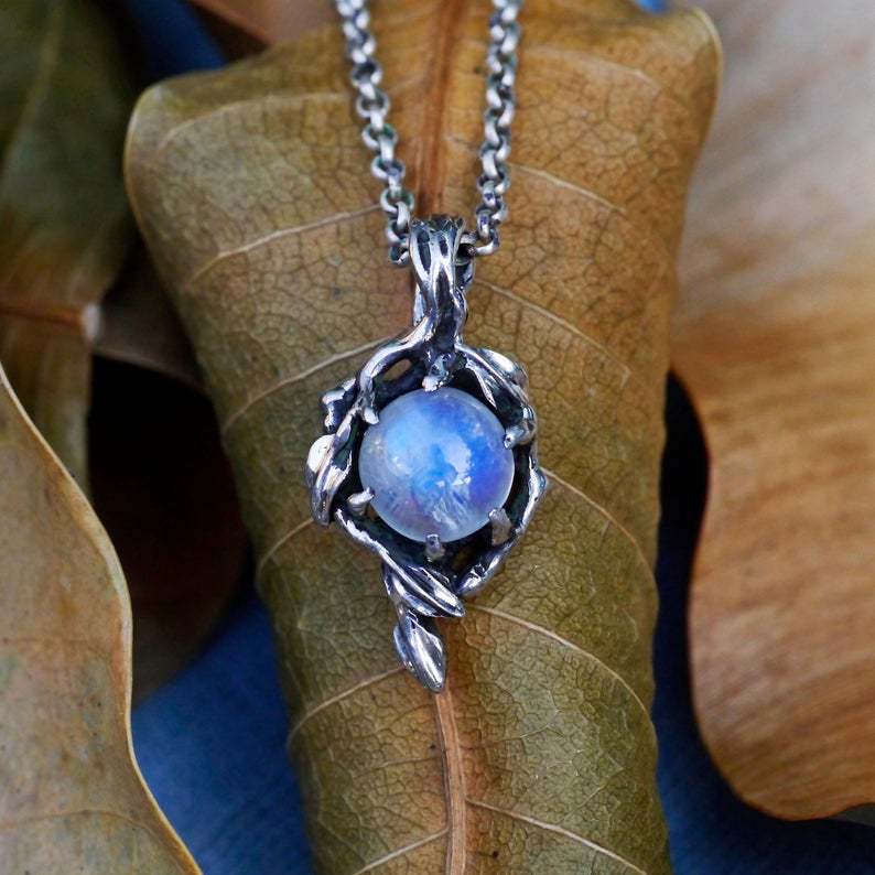 Stunning Necklace for Daily Wear