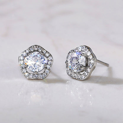 Stunning Gold Earring for Daily Wear